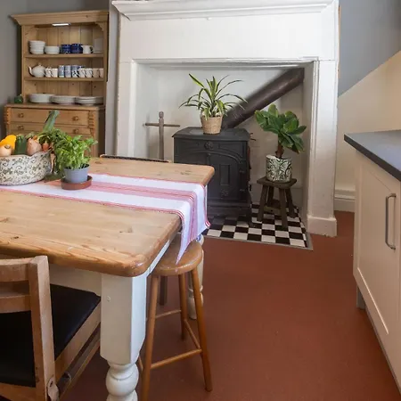 Castlegatetownhouse * Cockermouth