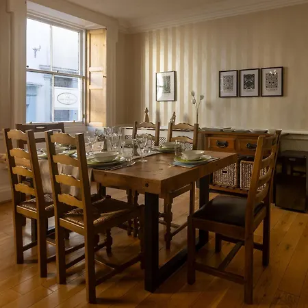 Castlegatetownhouse