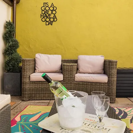 Сasa de vacaciones Castlegatetownhouse