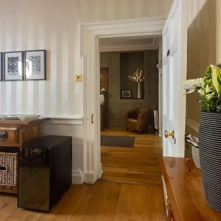 Vakantiehuis Castlegatetownhouse *
